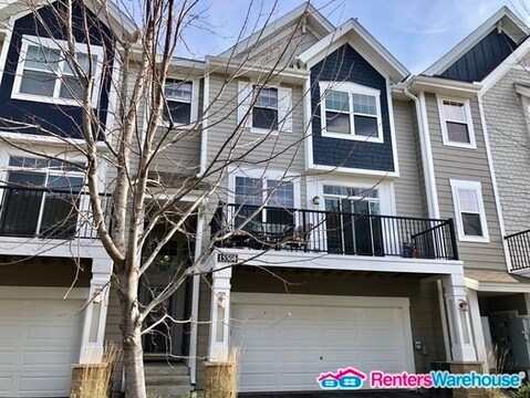 15564 Eagles Nest Wy in Apple Valley, MN - Building Photo