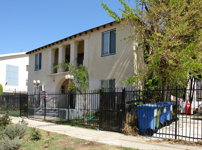 624 N Alexandria Ave in Los Angeles, CA - Building Photo - Building Photo