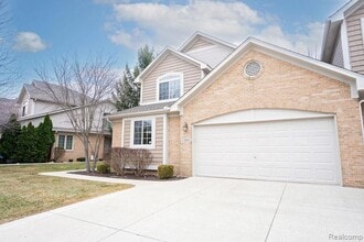 23869 McCort Dr, Unit 68 in Brownstown Township, MI - Building Photo - Building Photo