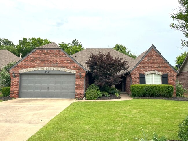 3301 W Atlanta Ct