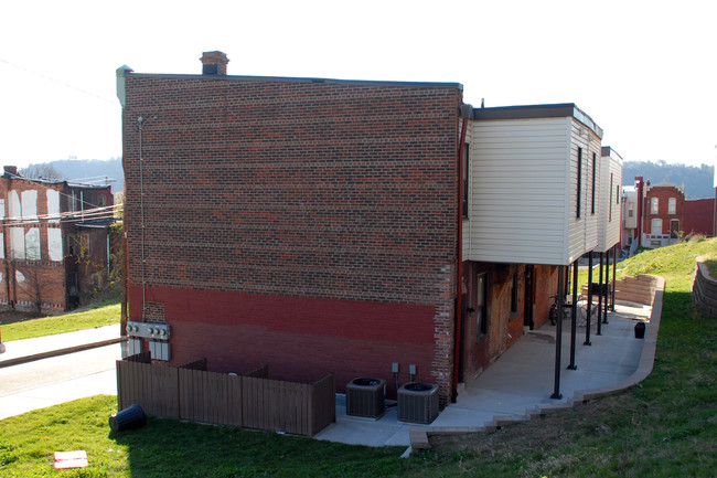 Northside Apartments in Pittsburgh, PA - Building Photo - Building Photo