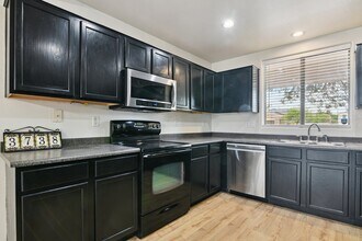 3738 W Carson Rd in Phoenix, AZ - Building Photo - Building Photo