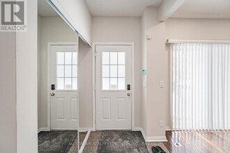 7 St Moritz Way in Markham, ON - Building Photo - Building Photo