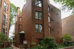 622 W Wellington Ave, Unit 7 in Chicago, IL - Building Photo