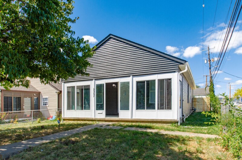 2367 Jefferson Ave in Columbus, OH - Building Photo