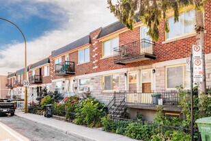 2158 Girouard Av in Montréal, QC - Building Photo