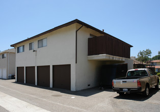 16790 Bardon Ln in Huntington Beach, CA - Building Photo - Building Photo