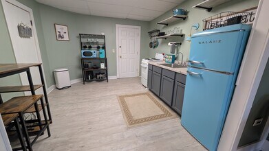 113 N Main St, Unit Unit 2 in Olivet, MI - Building Photo - Building Photo