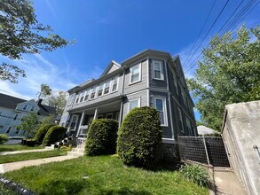 87 Morrison Ave, Unit 1R in Somerville, MA - Building Photo - Building Photo
