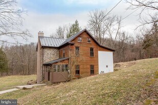 120 Tabor Rd in Ottsville, PA - Building Photo