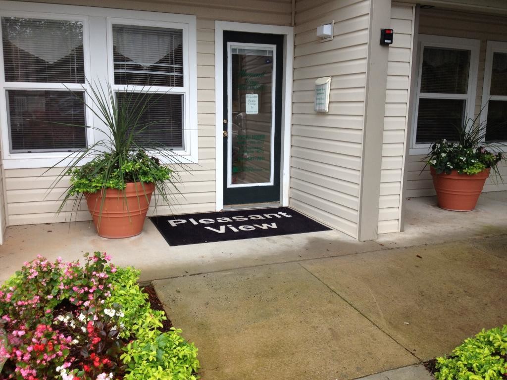 Pleasant View Apartments in Charlotte, NC