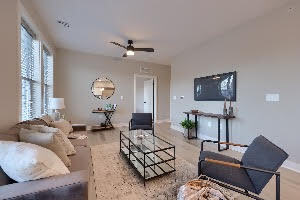 Stadium District Suites in Lancaster, PA - Foto de edificio - Building Photo