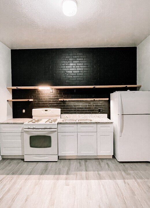 2060 Whittier St in Dubuque, IA - Building Photo