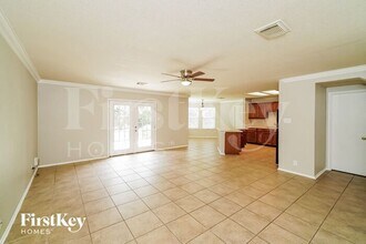 11719 Paddlebrook in San Antonio, TX - Building Photo - Building Photo