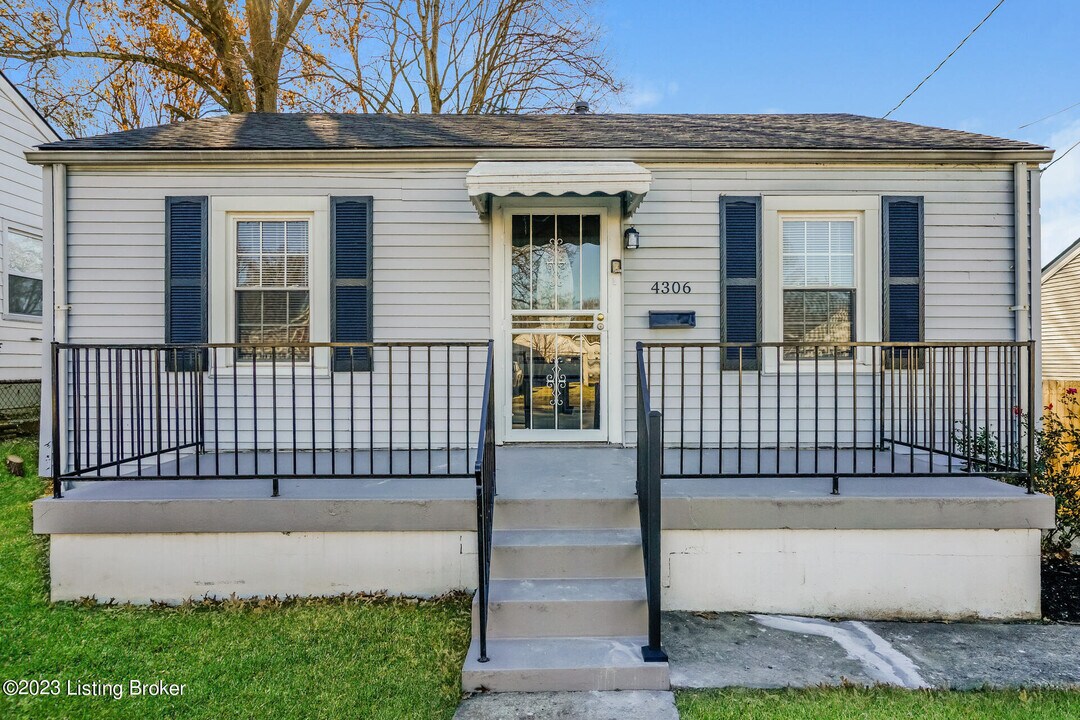 4306 Hale Ave in Louisville, KY - Building Photo