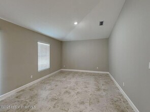 2702 Hester Ave SE in Palm Bay, FL - Building Photo - Building Photo