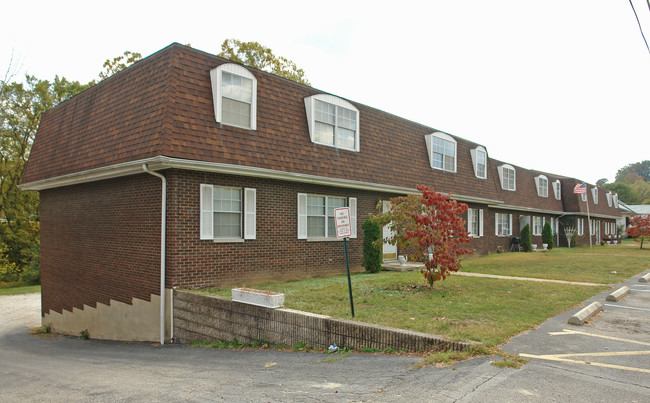 Lynndale Apartments in Ceredo, WV - Building Photo - Building Photo