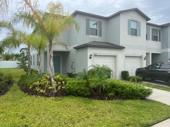 4540 Globe Thistle Dr