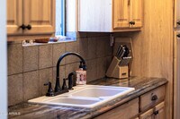 188 S Adonis Ave photo'