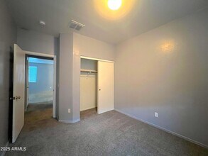 7332 W Glass Ln in Phoenix, AZ - Building Photo - Building Photo