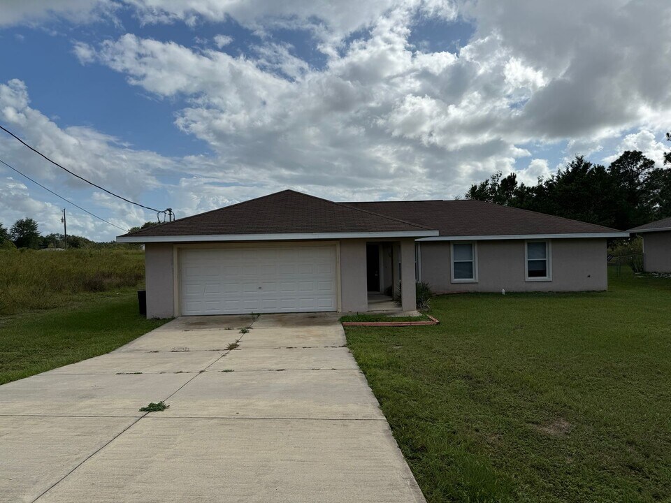 14938 SW 26th Ln in Ocala, FL - Building Photo