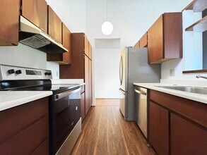 46-036 Aliikane Pl in Kaneohe, HI - Building Photo - Building Photo