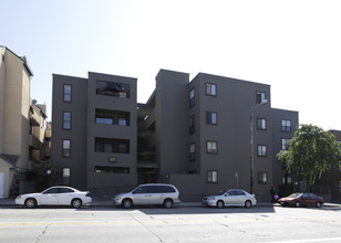 2917 MacArthur in Oakland, CA - Building Photo - Building Photo