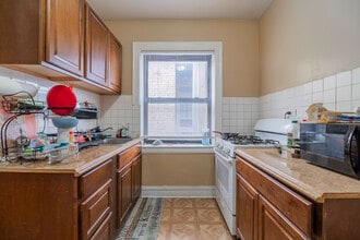 6507 N Hoyne Ave in Chicago, IL - Building Photo - Building Photo