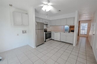 1032 McKinley St in Benbrook, TX - Building Photo - Building Photo