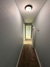 1298 W Capitol Ave in Sacramento, CA - Foto de edificio - Building Photo