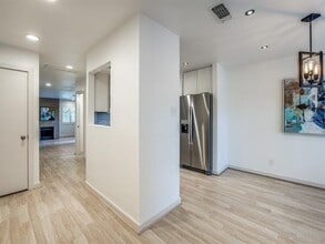 2635 McCart Ave in Fort Worth, TX - Building Photo - Building Photo