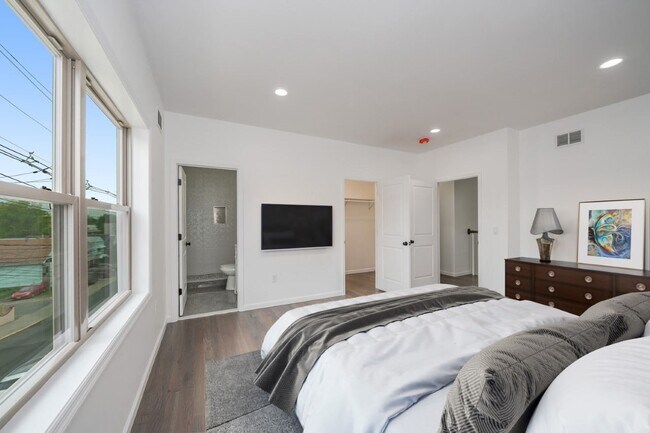 5107 MEADOWVIEW Ave-Unit -2 in North Bergen, NJ - Building Photo - Building Photo