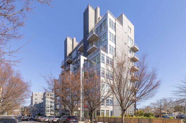 76 Engert Ave