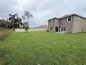 1678 Hazy Sea Dr in Plant City, FL - Building Photo - Building Photo