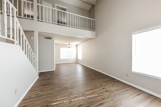 3836 W Camino Del Rio in Glendale, AZ - Building Photo - Building Photo