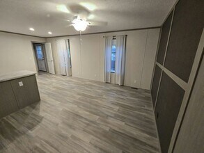 305 Louva Ln in Mankato, MN - Building Photo - Building Photo