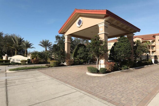 7612 Lake Vista Ct in Lakewood Ranch, FL - Building Photo - Building Photo