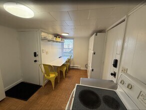 47 Oak Terrace, Unit 47 Oak Terrace in Haverhill, MA - Building Photo - Building Photo