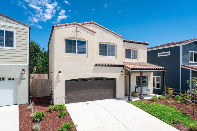 271 Via Las Casitas in Templeton, CA - Building Photo - Building Photo