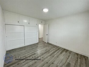 313 Calle Miramar in Redondo Beach, CA - Building Photo - Building Photo