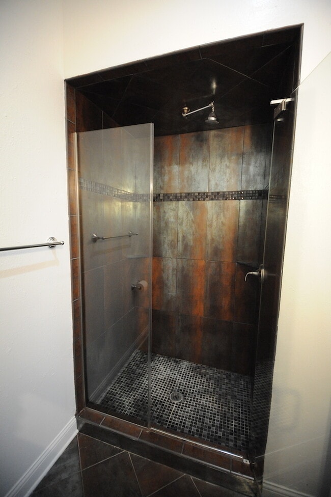 2903 W Irving Park Rd in Chicago, IL - Building Photo - Building Photo
