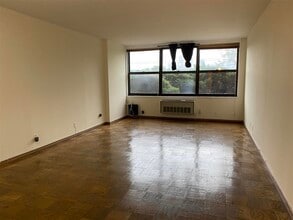 7002 BLVD E-Unit -3F in Guttenberg, NJ - Building Photo - Building Photo