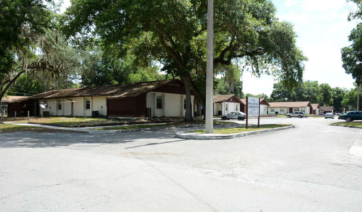 Ocala Place in Ocala, FL - Building Photo