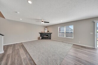 8221 Colby Pl in Lincoln, NE - Building Photo - Building Photo