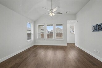 625 Brockwell Bend in Heath, TX - Foto de edificio - Building Photo