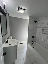 547 High St in Philadelphia, PA - Building Photo - Building Photo