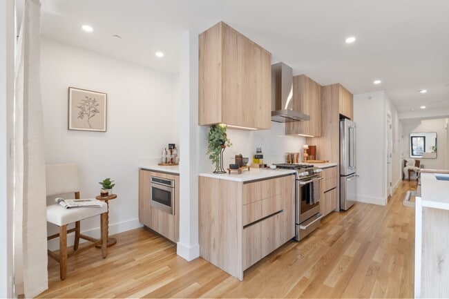 property at 1 Devine Wy