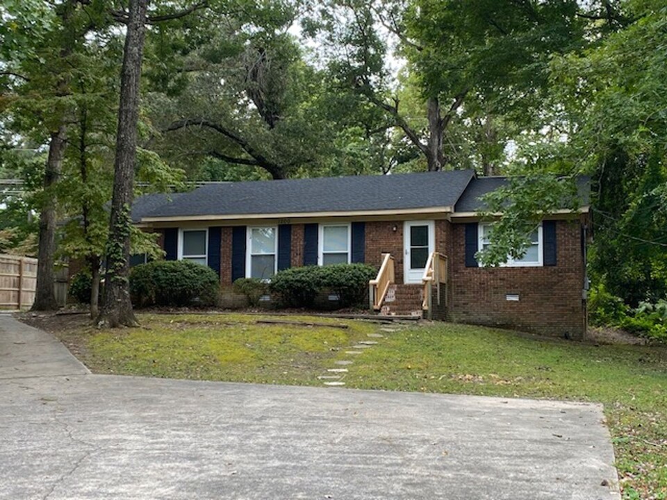 1200 E 14th St in Greenville, NC - Building Photo