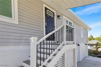 10697 Holly Rd in Bokeelia, FL - Building Photo - Building Photo