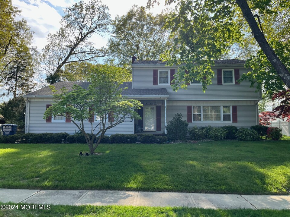 106 Pear St in Ocean Township, NJ - Foto de edificio